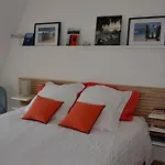 Les Augustins, D'hotes, Quartier Historique, Accueil 2 Roues Bed and breakfast 3*