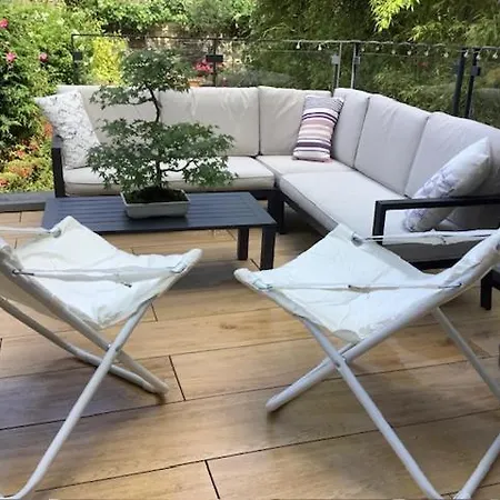 Le Beau Repaire, Chambres D'Hotes, Quartier Historique, Accueil Velos 住宿加早餐酒店