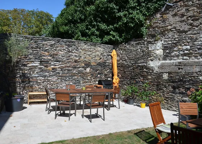 Bed & Breakfast Le Beau Repaire, D'hotes, Quartier Historique, Accueil Velos