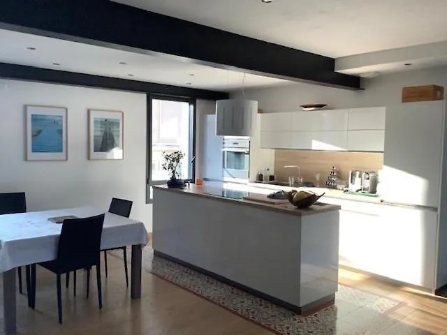 Le Beau Repaire, D'hotes, Quartier Historique, Accueil Velos Bed & Breakfast