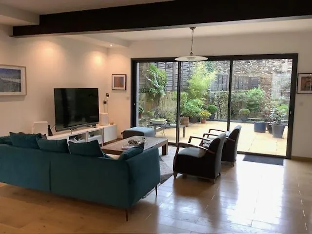 ベッド・アンド・ブレックファスト Le Beau Repaire, D'hotes, Quartier Historique, Accueil Velos